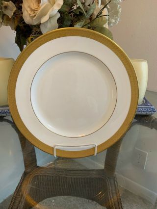 Waterford Fine English China Kells Gold Dinner Plate 10.  75”