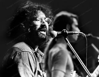 8x10 Print Jerry Garcia The Grateful Dead On Stage Performing 2880