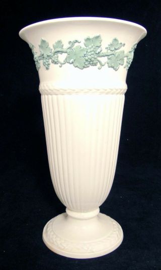 Large Wedgwood England Queen’s Ware 13” Vase Green