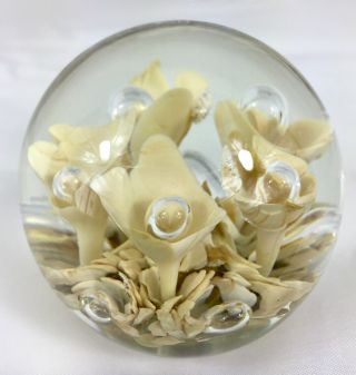 Stamped Maude and Bob St.  Clair 1979 Flower Paperweight Flower Glass Round 4