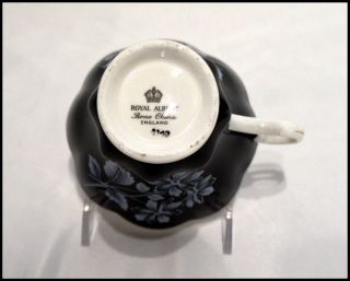 Royal Albert Black Tea Cup and Saucer Bone China Floral Design Gold Trim 103 7