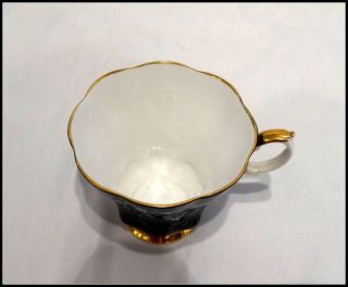 Royal Albert Black Tea Cup and Saucer Bone China Floral Design Gold Trim 103 8