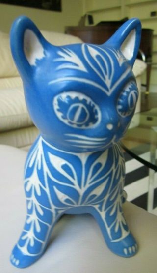 Pablo Zabal Chile Cat Kitten Figurine Signed Blue White Art Pottery Hand Painted