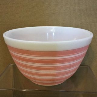 Vintage Pyrex Pink And White Stripe Mixing Bowl 1 1/2 Pt 1.  5 Pint
