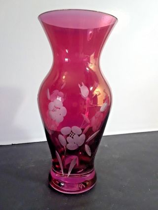 Cranberry Luster Glass Bud Mini Vase With Etched Flowers