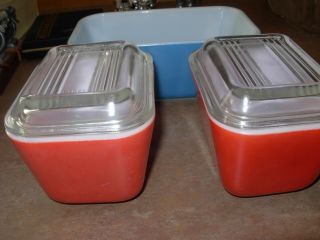 Vintage Pyrex Primary Colors Refrigerator Dishes Blue & Red With 2 Covers