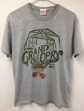 Grand Ole Opry Nashville T - Shirt Medium Country American Classic Music City 25