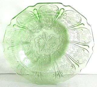 Vintage Green Depression Glass Bowl Etched Flower Pattern 7.  75 " Diameter Euc