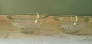 Vintage Pyrex Nesting Bowl Clear W/ White Flower Pattern 323 1.  5 L & 322 1 L