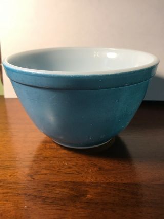 Vintage Pyrex 401 Aqua Blue 1 - 1/2 Pint Small Nesting Mixing Bowl