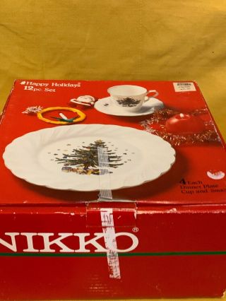 Nikko Happy Holidays 12pc Service For 4 - 8