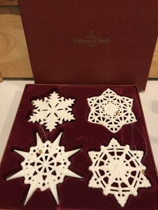 Villeroy & Boch Set Of 4 Ornaments Assorted Porcelain Snowflakes