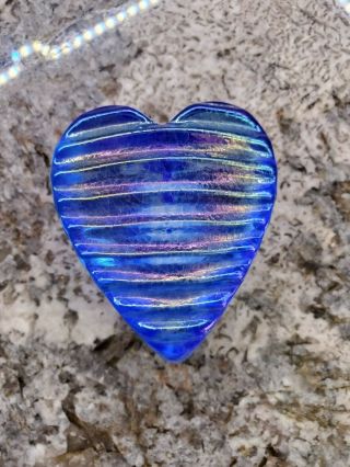 Robert Held Art Glass Heart Shaped Paperweight Singed And Sticker