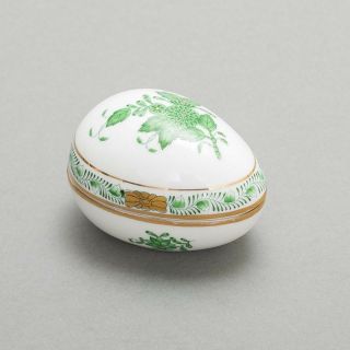 Herend Hungary Porcelain Handpainted Chinese Green Bouquet Egg Box 3 " Long 6053
