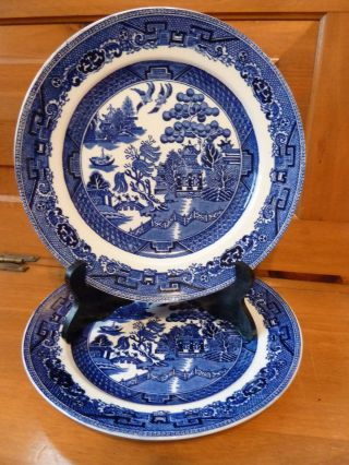 Ye Olde Royal Staffordshire Burslem England Blue Willow 9 - 3/4 " Dinner Plates (2)
