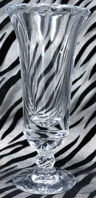 1 Fostoria Century Clear Pressed Glass Bud Vase 6 & 1/4 In.