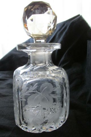 Good Quality Abp Cut Glass Square Floral Engraved Cologne