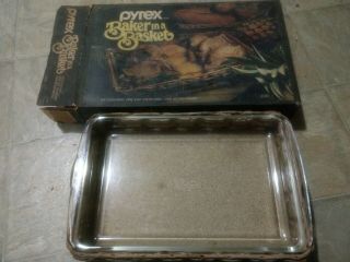 Vintage Pyrex Glass Baker In A Basket 3 Quart Casserole Dish Pan