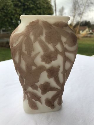 Phoenix Art Glass Sculptured Vase With Hummingbirds