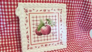 Pfaltzgraff Apple Delicious Square Trivet Hot Plate 8.  1/4 " White Red Checks