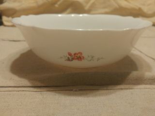 Arcopal France Cereal Bowls Set of 2 Scalloped w/ Red Flowers EUC 3
