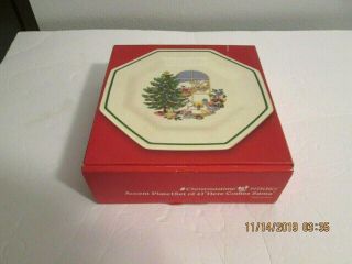 Nikko Christmastime Set Of 4 Collectible Accent Plates - " Here Comes Santa "