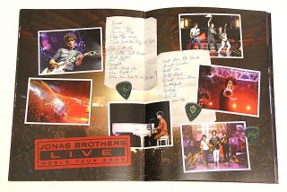 Jonas Brothers 2009 World Tour Program Nick Jonas 3