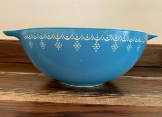 Vintage Pyrex Blue Garland Snowflake 444 Cinderella 4Qt Mixing Bowl 3