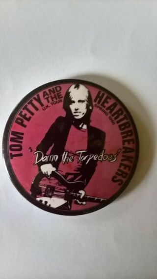 Tom Petty Vintage Large Metal Pin Badge Torpedoes Tour 1980 Vg