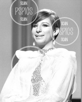 Barbra Streisand 1966 B&w Photo @ " Color Me Barbra "