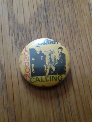 Vintage 1980s The Clash London Calling Wave Punk Rock Band Badges Pin Badge
