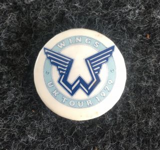 Vtg Og Paul Mccartney Wings Uk Tour 1979 Collectable 25mm Pin Badge 1970s Band