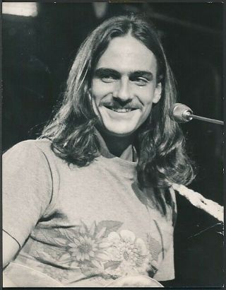 1972 Photo James Taylor Young Star Singer - Songwriter And Guitarist