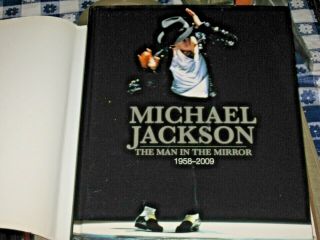 Michael Jackson The Man In The Mirror Hardcover Pictures 1958 - 2009 824921 032106
