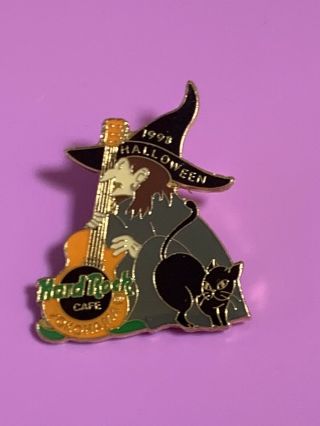 Hard Rock Cafe Yokohama 1998 Halloween Pin Witch With Guitar & Cat Hrc 10604