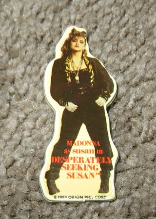 Vintage 1985 Madonna Desperately Seeking Susan Movie Promo Pin Pinback Badge Nos