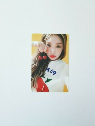 K - Pop Chungha Mini Album " Blooming Blue " Official Chungha Photocard