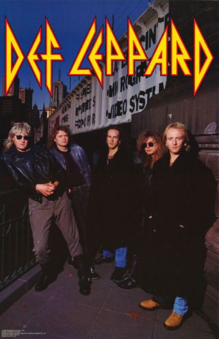Poster: Music: Def Leppard - Group Posed - 6101 Rw12 G