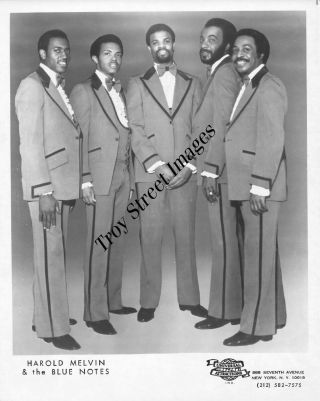 Orig 8x10 B&w Promo Photo Of Soul/r&b Group Harold Melvin & The Blue Notes,  1973