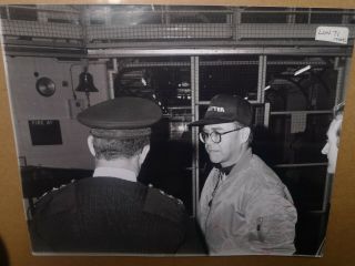 Press Promo Photo - 10 " X8 " - Elton John - 1991 Wandsworth Prison Visit