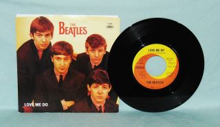 The Beatles Love Me Do 45 Rpm W/ps Capitol 5189 Nm/unplayed