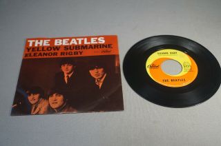 VINTAGE 45 RPM RECORD - THE BEATLES YELLOW SUBMARINE W/ PICTURE SLEEVE 2
