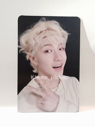 Stray Kids photocard album Yellow Wood Official Photo card : Bang Chan 4