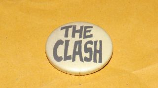 Badge Pin The Clash Punk Rock Music Joe Strummer Wave Faded Old Band