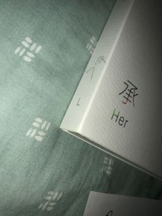 BTS Love Yourself: Her L version album (NO PHOTOCARD,  POSTER) 2