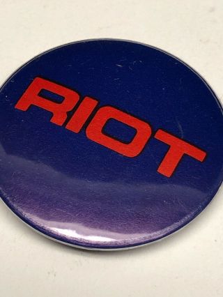 Vintage Quiet Riot 1982 Pinback Badge Button Pin Music