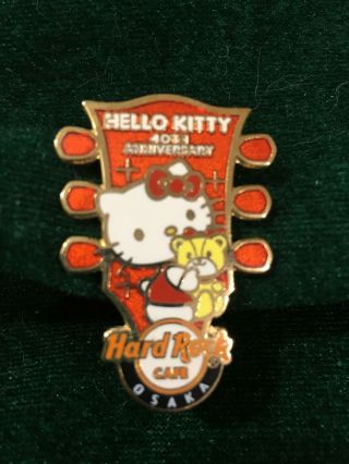 Hard Rock Cafe Pin 2014 Osaka Hello Kitty 40th Anniversary Red Headstock Pin
