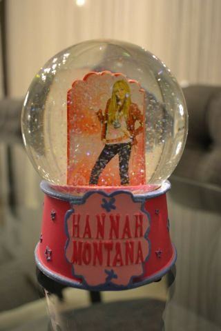 Hannah Montana Singing Snow Globe