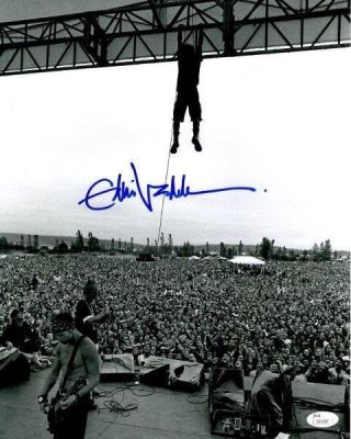 Reprint - Eddie Vedder Pearl Jam Autographed Signed 8 X 10 Photo Poster Rp