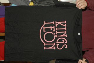 Kings Of Leon Tour T Shirt 2017 Xl Near,  Hard Rock Brothers Pastor Father